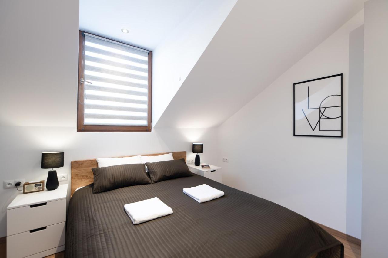 Neo Sky Apartment, Free Parking, 15 Min Walk Old Town&Kazimierz - By Homelike Krasków Eksteriør bilde