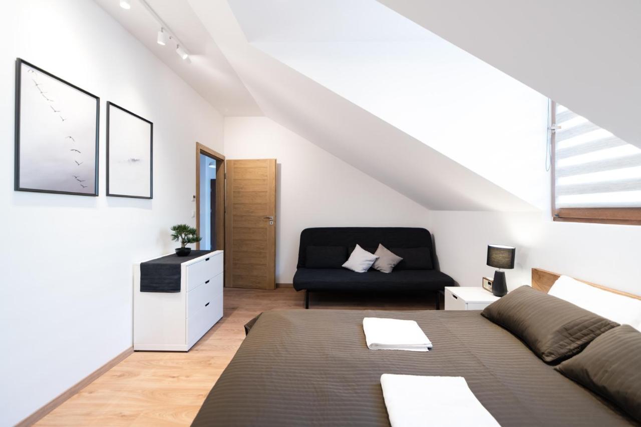 Neo Sky Apartment, Free Parking, 15 Min Walk Old Town&Kazimierz - By Homelike Krasków Eksteriør bilde